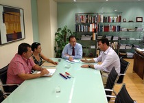 Ajuntament i Confraria trasllades a la Generalitat les necessitats del sector