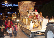Peñíscola acomiada les festes nadalenques amb la Cavalcada de Reis