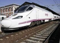 Viatgers de Madrid arribaran en menys de quatre hores a Peníscola també per Setmana Santa i el pont de maig