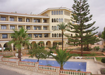 L’Ajuntament de Peníscola aprova les subvencions per a estades en residències de la tercera edat