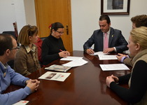 L'Ajuntament de Peníscola renova el conveni de teleassistència domiciliària amb Creu Roja