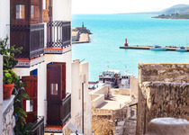 Peníscola espera un pont de maig al complet