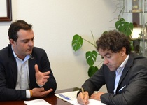 Andrés Martínez planteja a l’Agència Valenciana de Turisme la creació del projecte Peníscola, Ciutat de Cinema