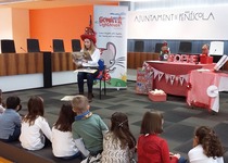 Peníscola acull un contacontes en anglés per als més menuts