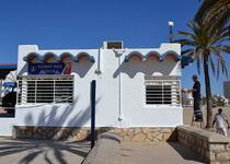 La Brigada d’Obres a Peníscola està duent a terme les tasques de manteniment d’edificis públics 