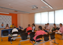 El Consell d’Esports coordina amb els clubs la instal·lació de la grada del pavelló poliesportiu a Peníscola