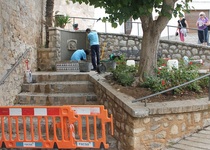 Peñíscola restaura la fuente frente al Ayuntamiento y prevé mejoras en Les Fontetes