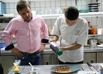 Peníscola conquista a més de 500 comensals amb els menús fets amb polp en la primera setmana