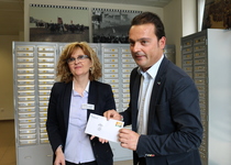 CORREOS presenta un mata-segells turístic dedicat al castell de Peníscola